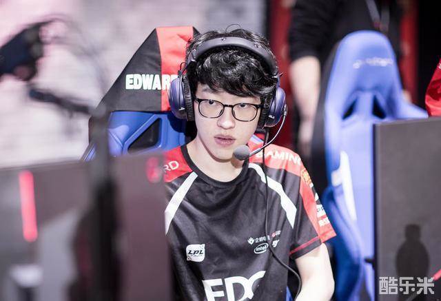 在关键时刻 在关键时刻